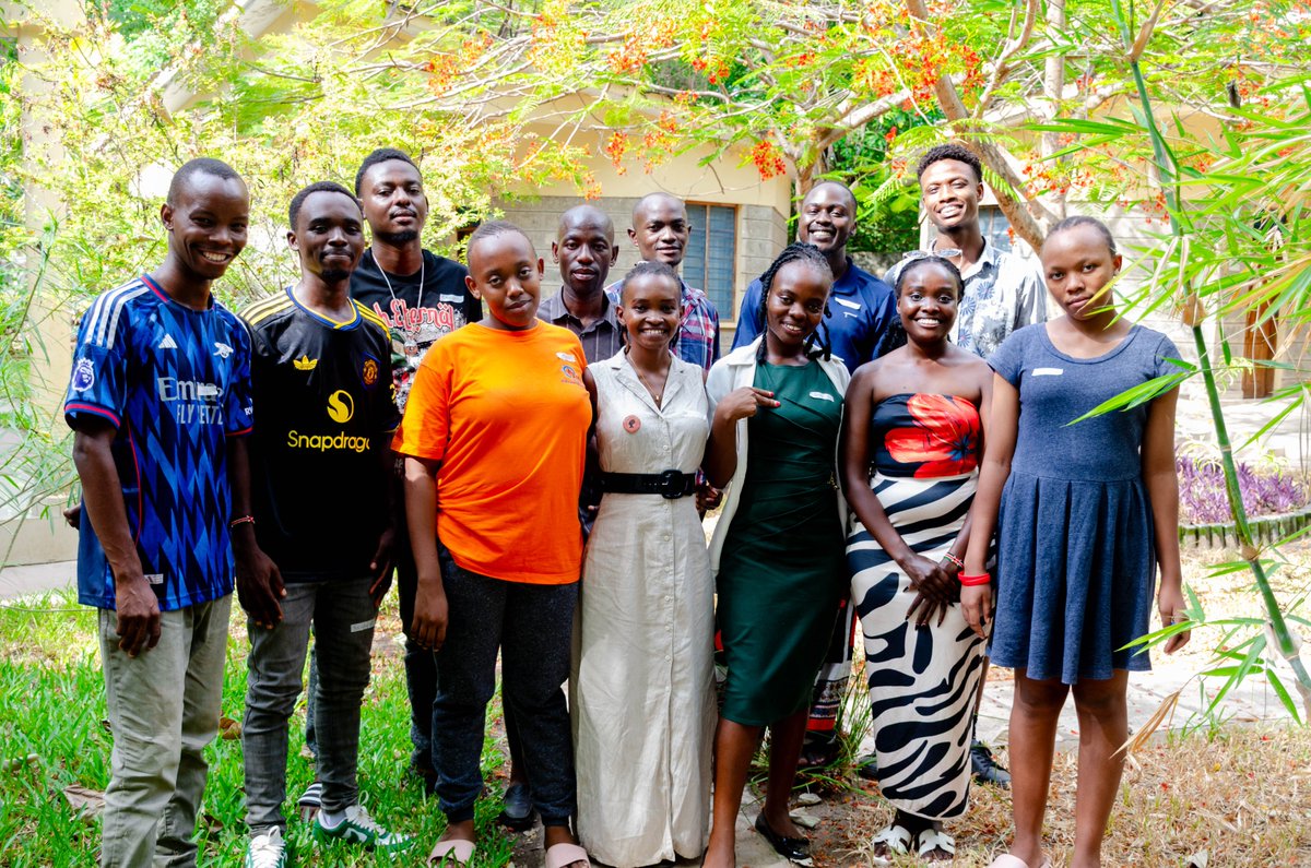 TiTiworldF's tweet image. We started the year with a reflection from a December picnic where @21way1 represented TiTi, sharing his musical journey, personal wellbeing, resilience, and the link between creativity and climate change.
@UKProResilience
@Strong_Cities
@IGAD_CEPCVE
@peacemakersnetw