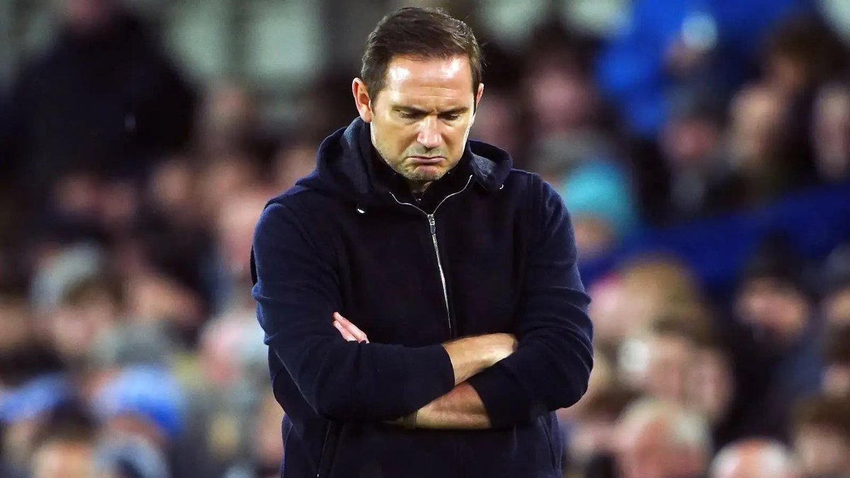 Frank Lampard on Coventry's defeat last night 🗣️ 

"We gifted them their goals. We created enough chances to score more goals but didn't. Defensive errors are a problem." 

Let's just completely gloss over the fact the Coventry midfield did not exist, shall we? 😬