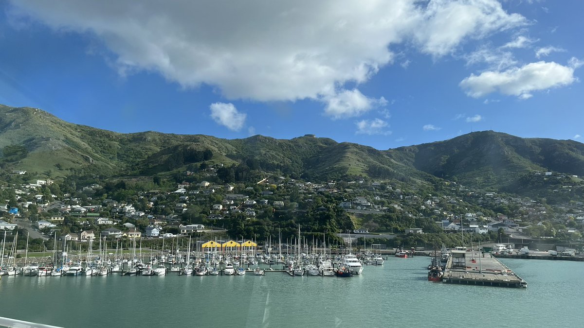 joyyydeep's tweet photo. @AppartDesign New Zealand 🇳🇿 https://t.co/7pGR0CsHaq