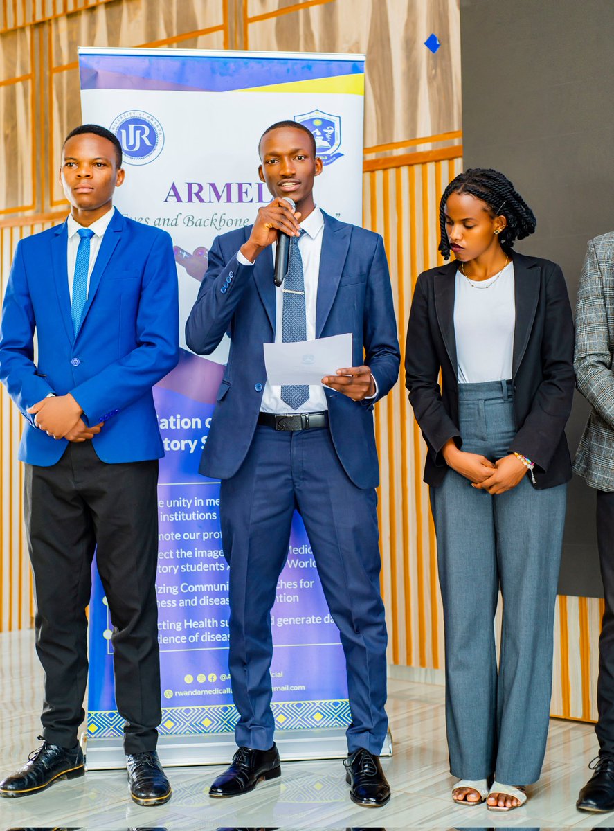 nestor_niyigaba's tweet photo. An Oath taken 🇷🇼

It is my great honor to serve my community through The Association of RWANDA Medical Laboratory students (ARMELS) @ARMELS_Official as a Research officer.

#ScienceToday 
#Researchers 
#PublicAweraness https://t.co/wqEsi5rxFg