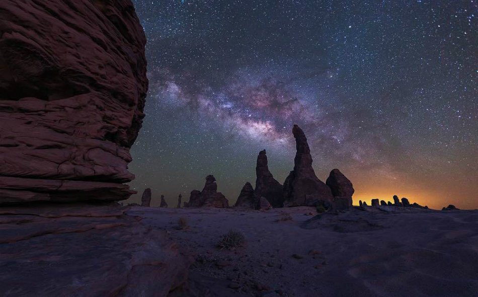 Almu2016m's tweet image. فقط في السعودية 

محمية الغراميل الطبيعية شمال العلا 60 km من أجمل المحميات في العالم 

شمال غرب السعودية بعيدة تماما عن التلوث البيئي والضوضاء للاستمتاع بالمناظر الطبيعية والنجوم ومجرة درب التبانة 

😍😍