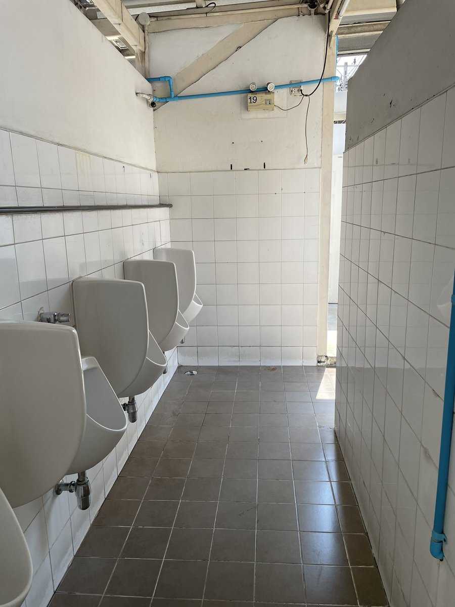 กลางคืนน่าจะเสียวดี