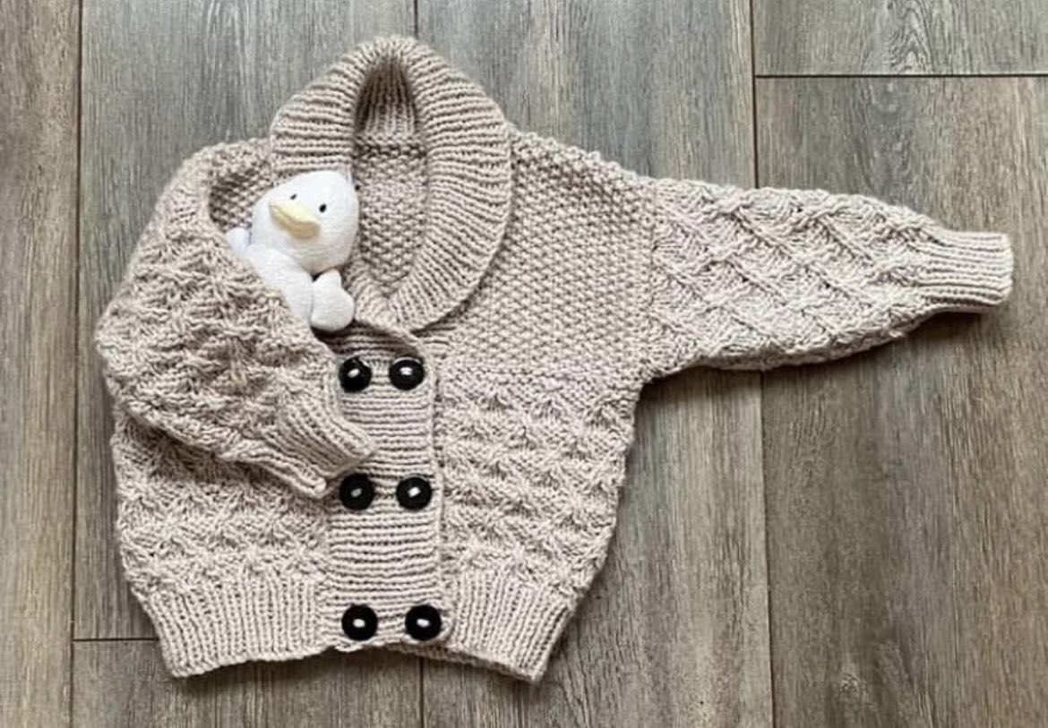 wee.etsy.com/uk/listing:442…
Hand knitted child’s shawl collar cardigan in beige to fit age 1-2 years - cable  pattern and double breasted 
#MHHSBD #Craftbizparty #firsttmaster