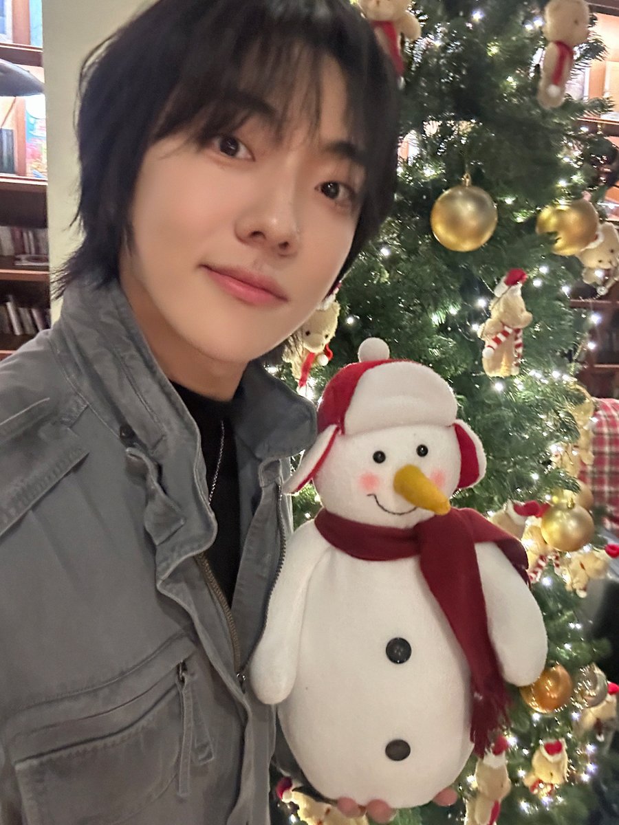 원위 선배님과 함께 드라이브한 날~🚘💨

#DragonPony #드래곤포니
#안태규 #AnTaeGyu
#원위의_일방통행