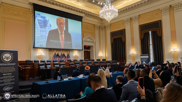 마크 번즈 목사 주도 국제 종교 간 콘퍼런스, 워싱턴서 열려

⚪️blog.naver.com/creativesociet…

🌟 이번 콘퍼런스는 영적 외교와 영적 리더십, 종교 간 대화가 상호 이해를 증진하고, 글로벌 도전에 대응하며, 보다 평화롭고 협력적이며 연대된 세계를 구축하는 데 효과적인 도구가 될 수 있음을 조명했다.