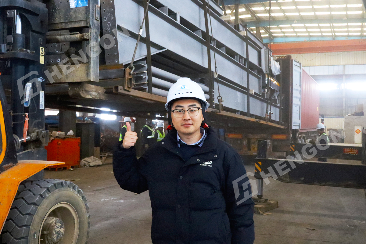 PEBfactory's tweet image. 🚚 Shipment in Progress | Ready for Delivery
From warehouse to destination — steel structures and livestock equipment are carefully packed and loaded.
Every shipment reflects our commitment to quality, safety, and on-time delivery.
#SteelStructure #PrefabBuilding
#MadeInChina