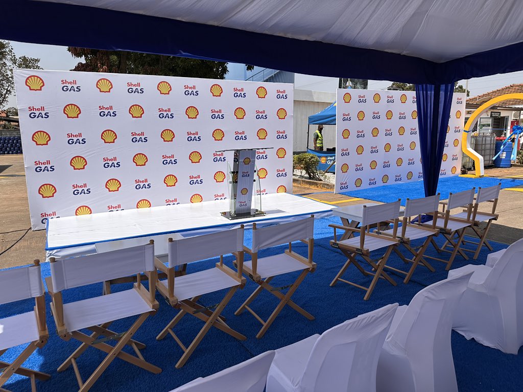 VivoEnergyUg's tweet photo. We are launching something special today.
Stay tuned for the announcement.
#ShellGas
#WeAreVivoEnergy
#FuellingAfricasGrowth https://t.co/LJP6dyZMk5