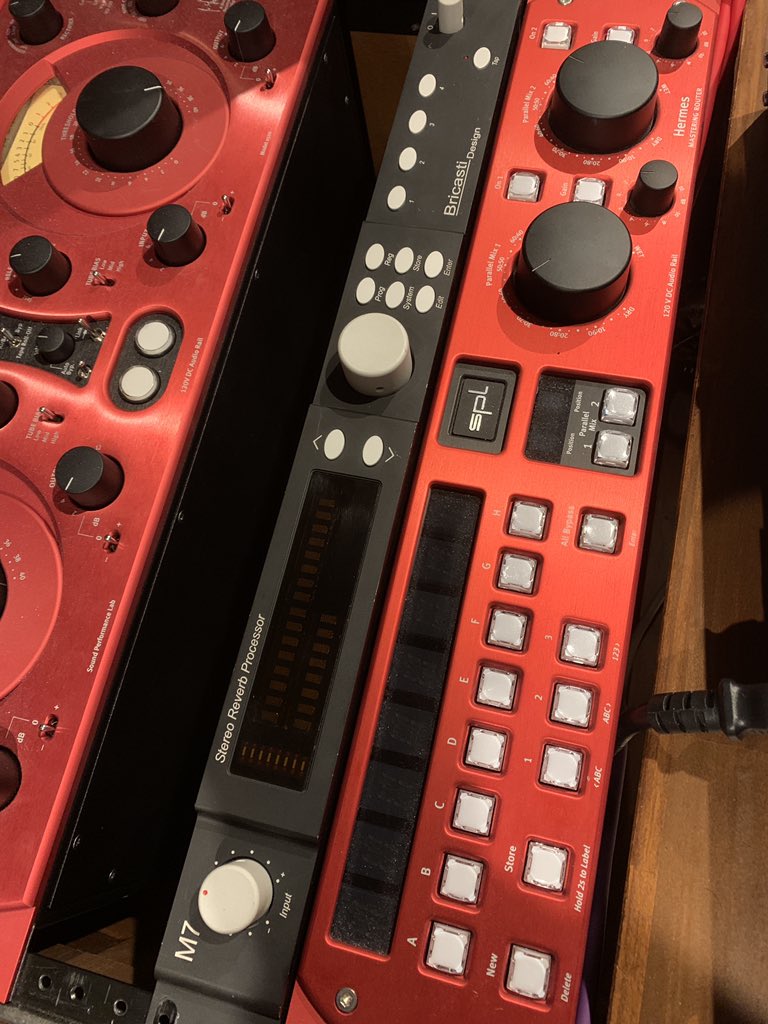 Bricasti M7 ちょっとした修理というか調整から帰ってきました。
