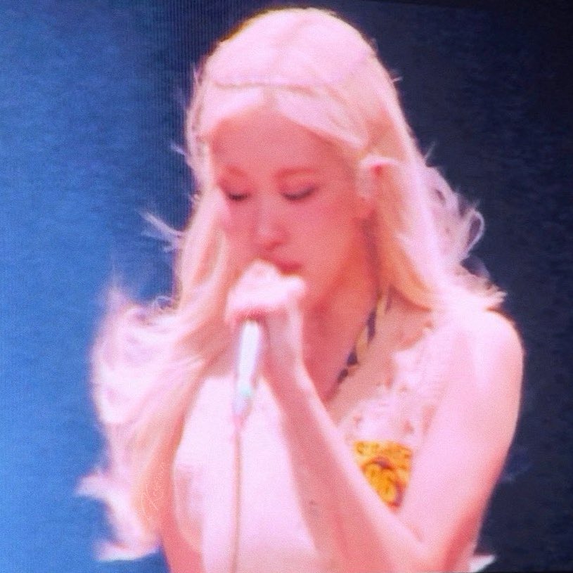 THIS PHOTOS OMGGG (bestie took them btw)