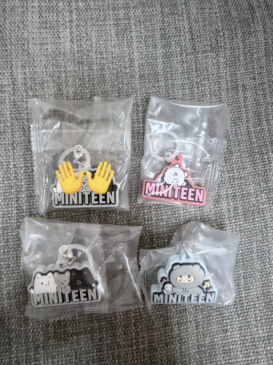 carat7769's tweet photo. seventeen セブチ miniteen ミニティーン ぷっくりめじるしアクセサリー めじるしチャーム ガチャガチャ 交換

譲　ジュン　ウジ　バーノン

求　ホシ　ミンギュ　スングァン　
　
郵送

お気軽にお声掛けください🙇🏻‍♀️ https://t.co/9kFi2N4L4d