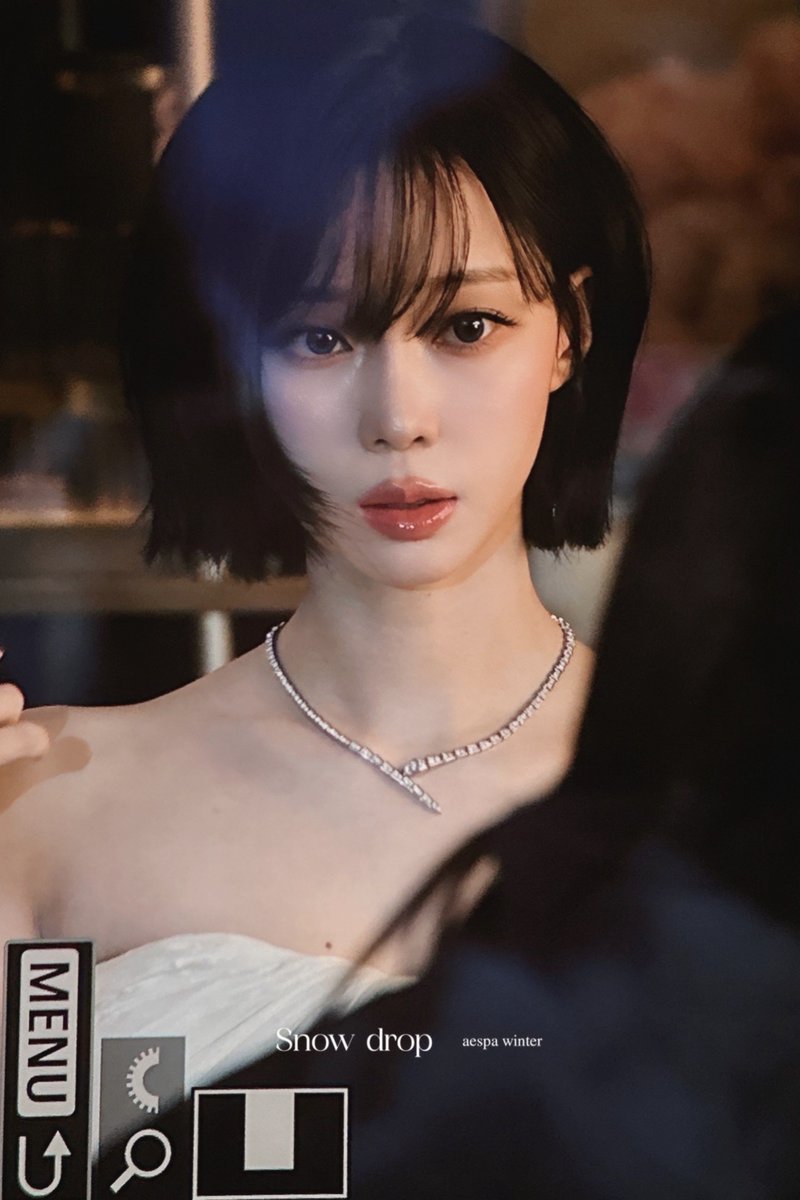 icurina's tweet photo. her eyes…shes so 🥺 https://t.co/2Py4g61gIz