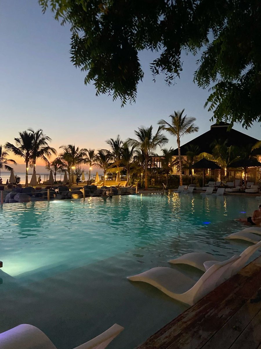 Arise and make waves today be the best version of you☺️.