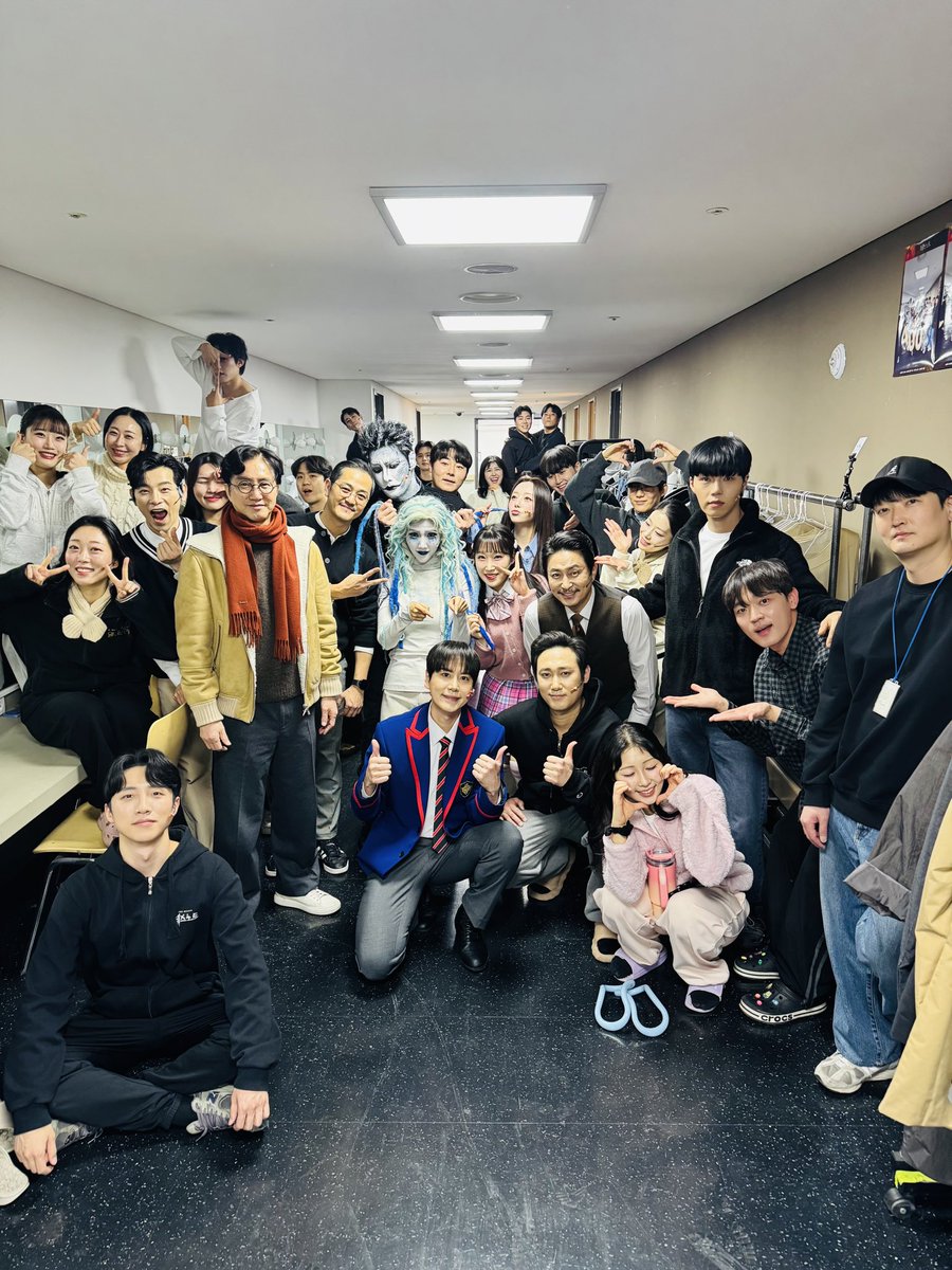 od_musical's tweet image. #뮤지컬 #데스노트

조명을 밝혀
자! 게임을 시작해✨
뮤지컬 &amp;lt;데스노트&amp;gt;

#규현 배우의
첫 공연이 시작됩니다✨

누군가 이 세상을 바로잡아야 한다
𝐌𝐔𝐒𝐈𝐂𝐀𝐋 𝐃𝐄𝐀𝐓𝐇 𝐍𝐎𝐓𝐄

#NowPlaying #디큐브링크아트센터