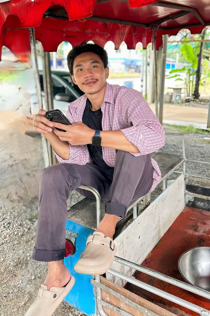 หล่อเลย กระเทยบอก🧸 tweet media