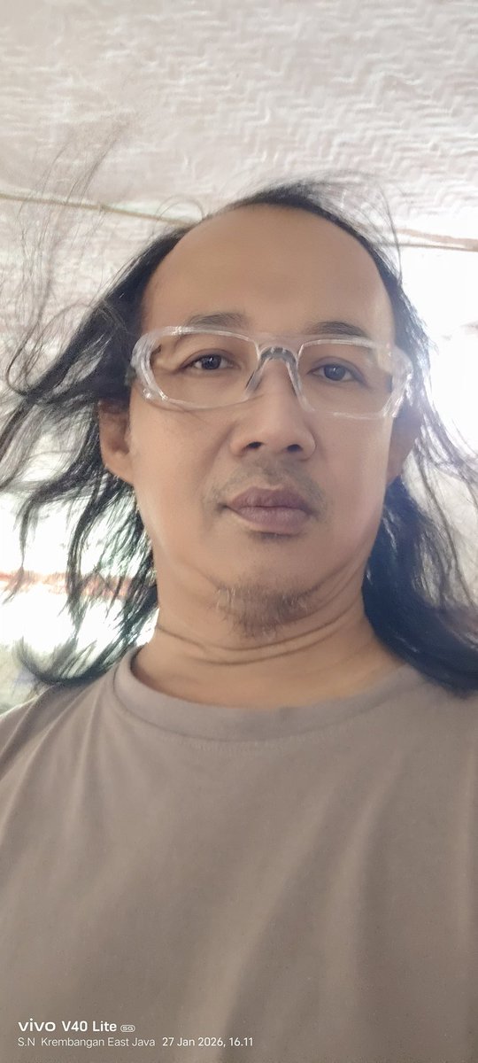 Kacamata safety beresep (prescription safety glasses) bisa secakep ini ? Gak percaya khan ? Ringan, keren, dan pasti memenuhi standar ANSI z.87.
Bisa jadi pilihan tahun 2026 ya..
#cvjuara #safetyoptikjuara #prescriptionsafetyglassesindonesia