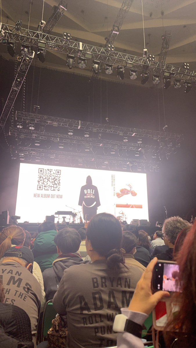 hyper_SZK's tweet image. ライブ！