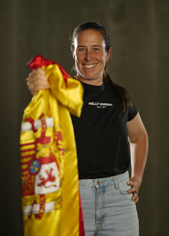 HistoriasdlosJJ's tweet image. La campeona olímpica de #Vela @TEchegoyen completa la vuelta al mundo sin escalas ni asistencia formando parte del primer equipo compuesto en su totalidad por mujeres que han acabado ese reto, el Trofeo Julio Verne. ¡Enhorabuena! #TheFamousProject