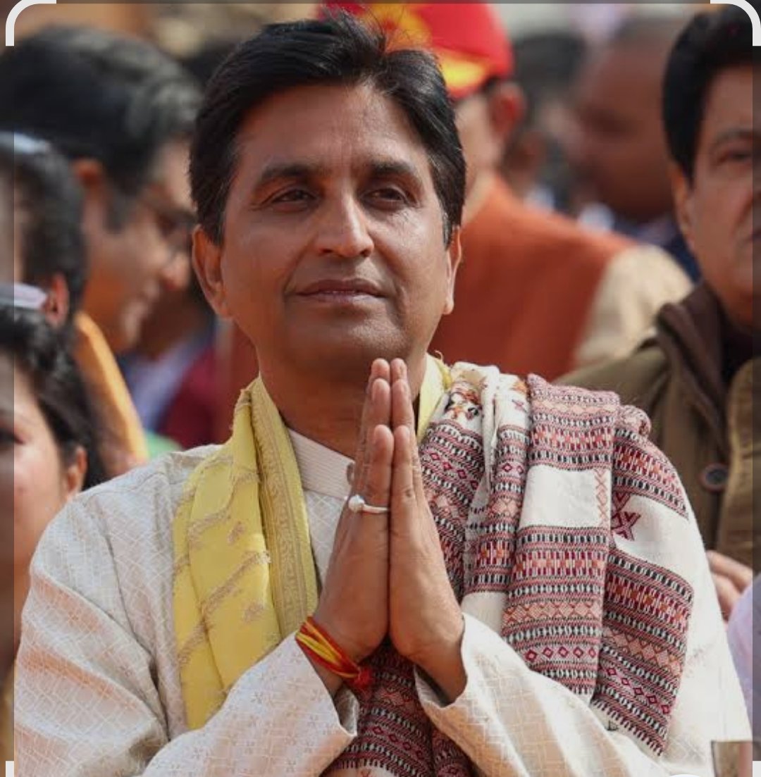 घटिया कवि (कथा-वाचक) कभी अहंकार की मीनार पर खड़ा था;
UGC Bill की आहट क्या पड़ी, ख़ुद को ‘अभागा’ बताने लगा।
जिन्हें विशेषाधिकार न्याय लगते थे, वही न्याय आज इन्हें प्रताड़ना दिखता है।
बराबरी का ज़िक्र भर होते ही इनकी भाषा काँपने लगती है,!!