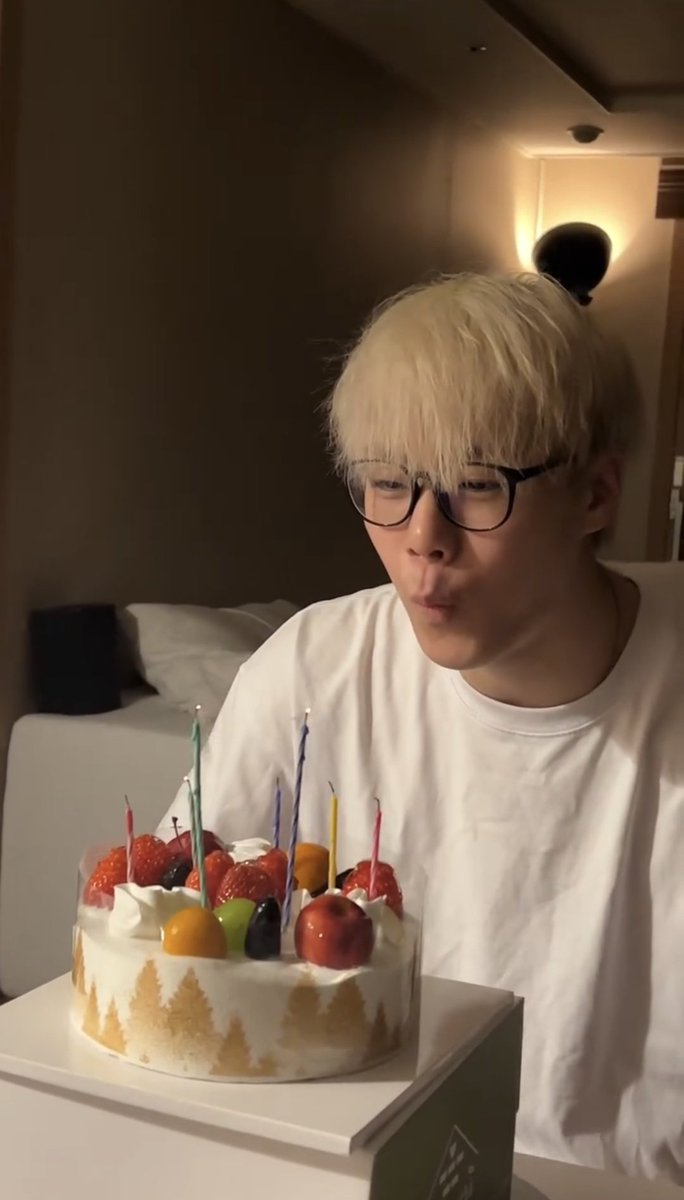 문빈 최고라서 달리는 계정 tweet media