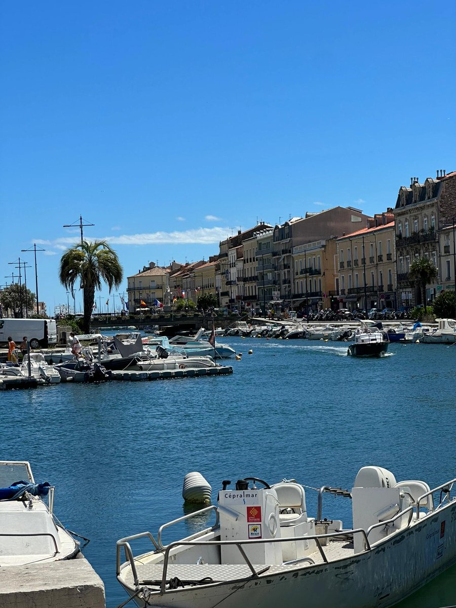 rish990's tweet image. 塞特港和临冬城
#法国 #海边