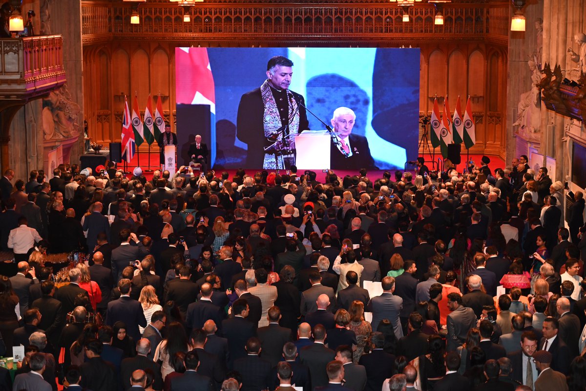 <a href="/VDoraiswami/">Vikram Doraiswami</a> Addressing the gathering, Chief Guest Sir Lindsay Hoyle praised the strength of India’s democracy and the Indian diaspora as a unique living bridge between the two nations. He highlighted the depth of #IndiaUK ties across sectors and spoke of an exciting future for the