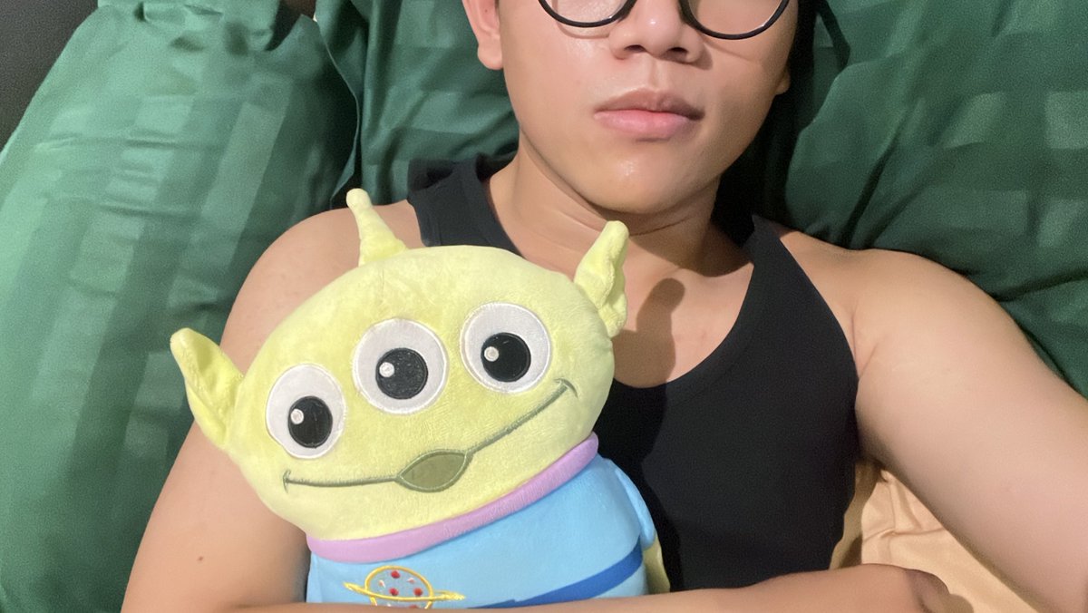 Temen tidur paling setia ✊🏻💚