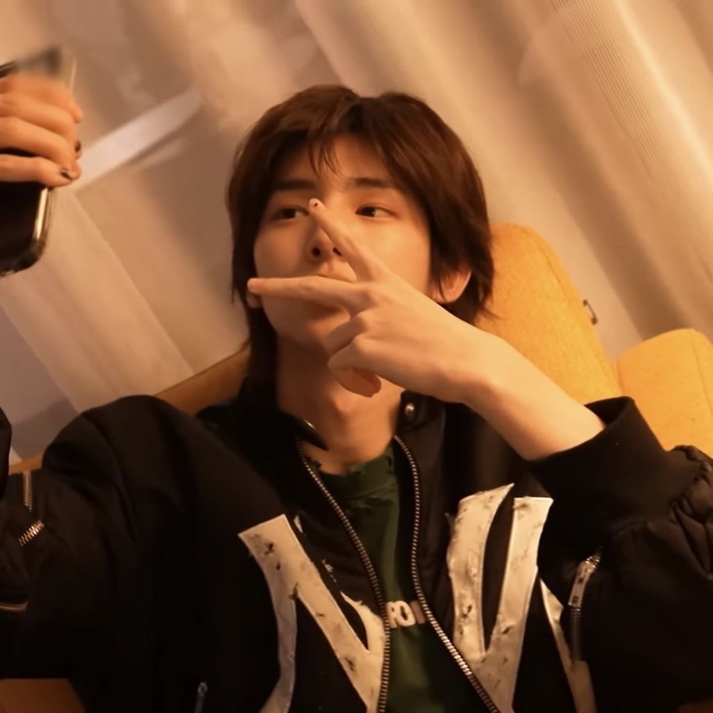 주훈 얼굴 tweet media