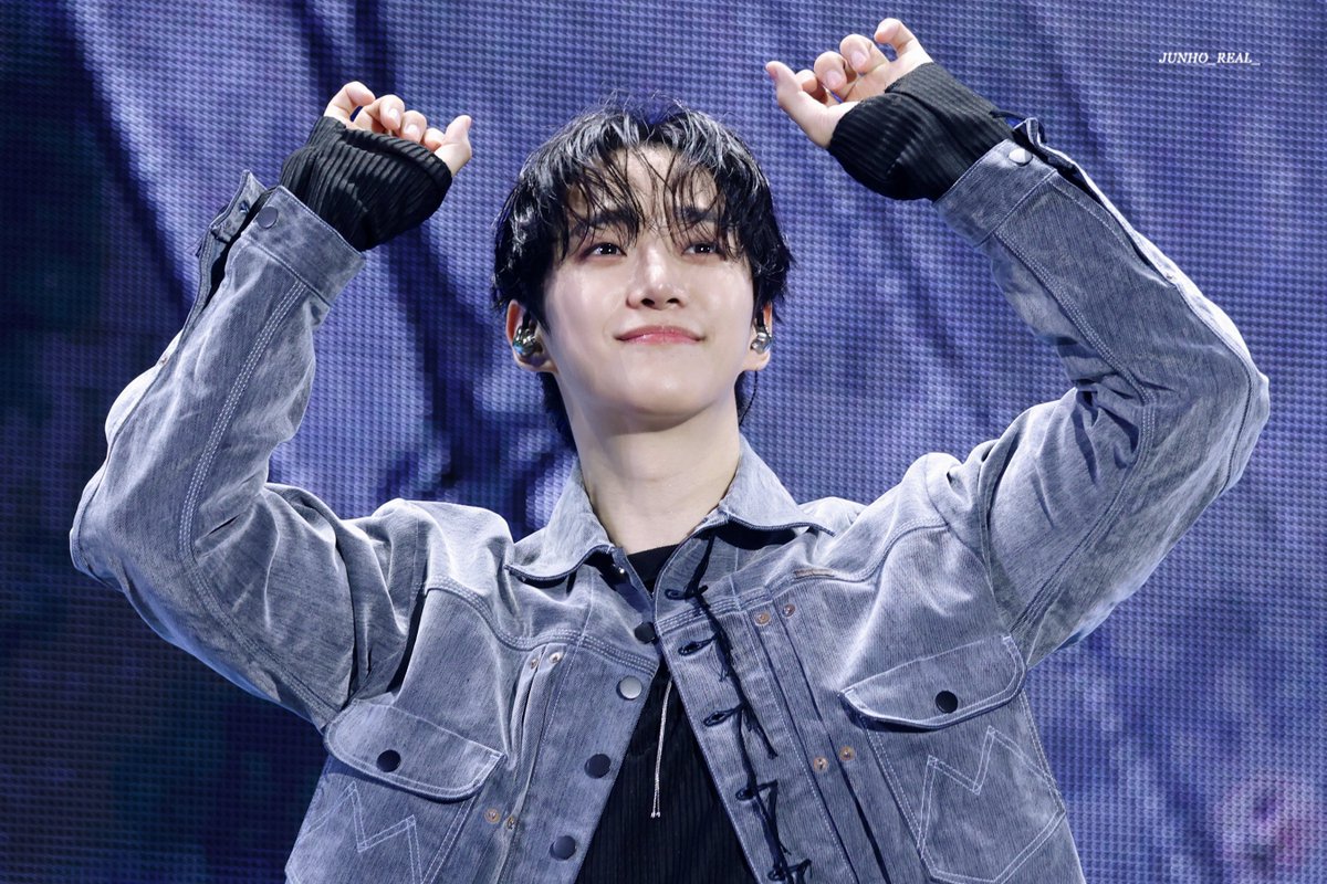 JUNHO_REAL_'s tweet photo. 260125 LEE JUNHO FAN MEETING
<STUNNING US> DAY 2

ฅ^•𐃷•^ฅ 💕

#준호 #이준호
#JUNHO #LEEJUNHO #ジュノ #李俊昊 https://t.co/DZuOawAnxZ