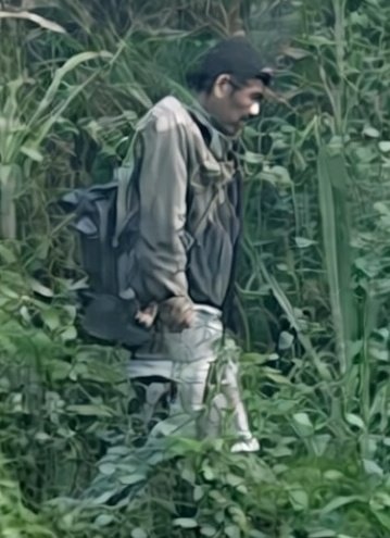 joe_black317's tweet image. น้าหมู พงษ์เทพ กระโดนชำนาญ ศิลปินเพื่อขีวิต โพสต์เรียกร้องให้วัดธรรมกาย (หนองจอก) ตรวจสอบชายคนนี้ บุกรุกเข้ามายิงกระรอกในบ้าน!!!

น้าหมูโพสต์ว่า 😭วันที่ 22 มค.69 ประมาณ 17 นาฬิกา มีคนเข้ามายิงกระรอกในบ้านผม กระรอกตายไปหนึ่งตัวให้หมาเข้ามาคาบไป…