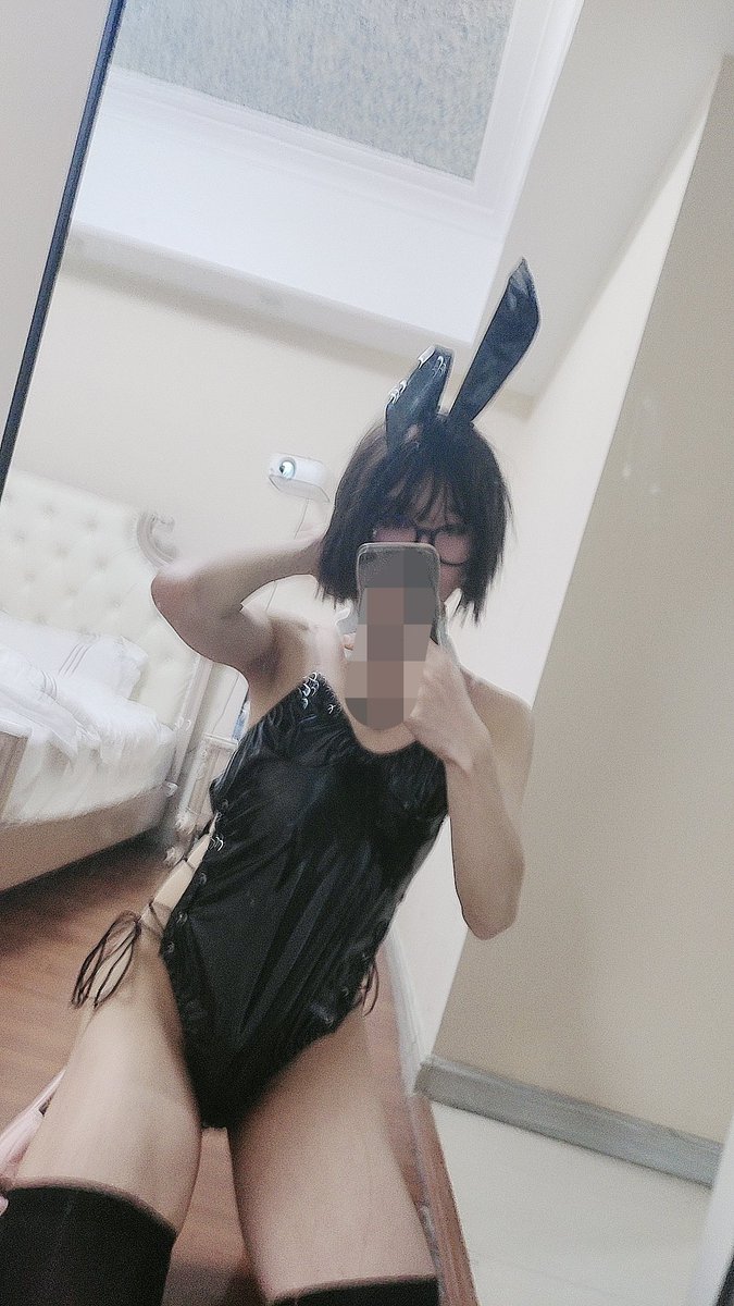 jk565368's tweet photo. 妈妈，我好像找到适合我的寒假工了
#伪娘 #雌坠 #线下 #母狗女大学生 #cosplay  #兔女郎 https://t.co/jOn6ktfzq4