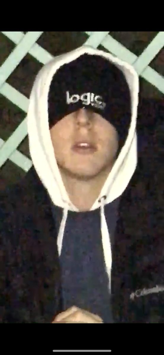 MatthewBarry19's tweet photo. Great news everyone! My name is Matthew Cullinan-Meagher and I have returned to the Emerald Isle! All eyes on the DRF this weekend…… maybe I might let the liquor talk like my friend Shinji! (Pictured below)

I once pooed myself after a batter burger and chips from Aldo’s :) https://t.co/k7O6Qx4lRX