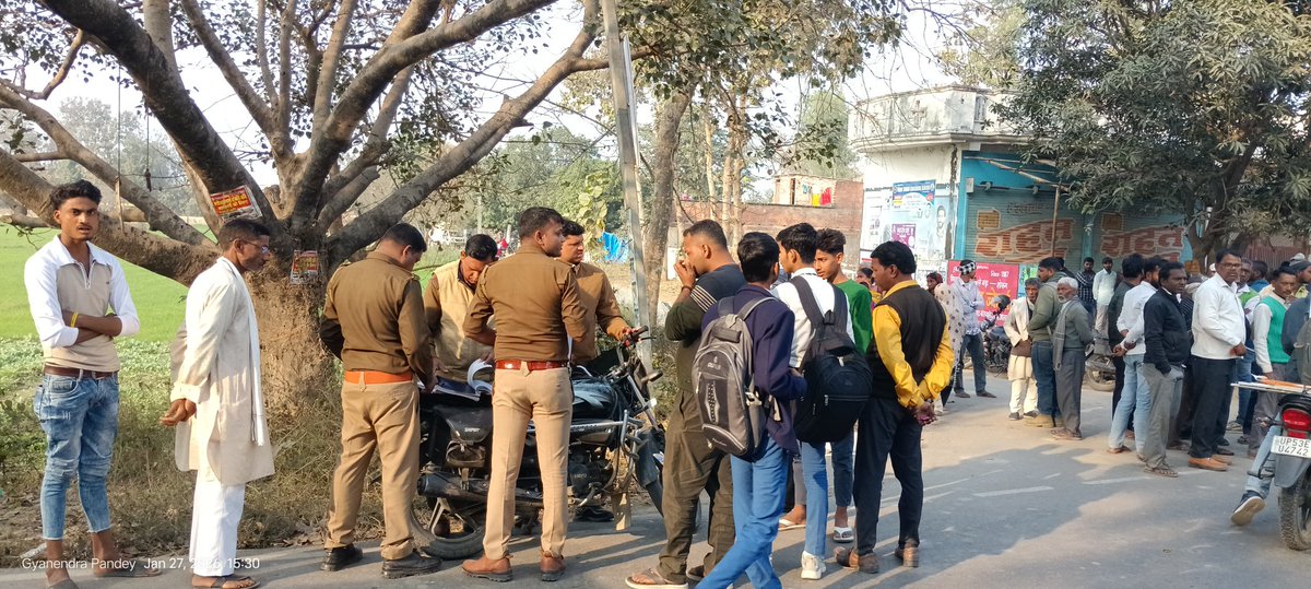 अज्ञात वाहन की चपेट में आने से एक व्यक्ति की मौत 

अहिरौली बाजार थाना क्षेत्र के महुअवा खुर्द चौराहे के घटना