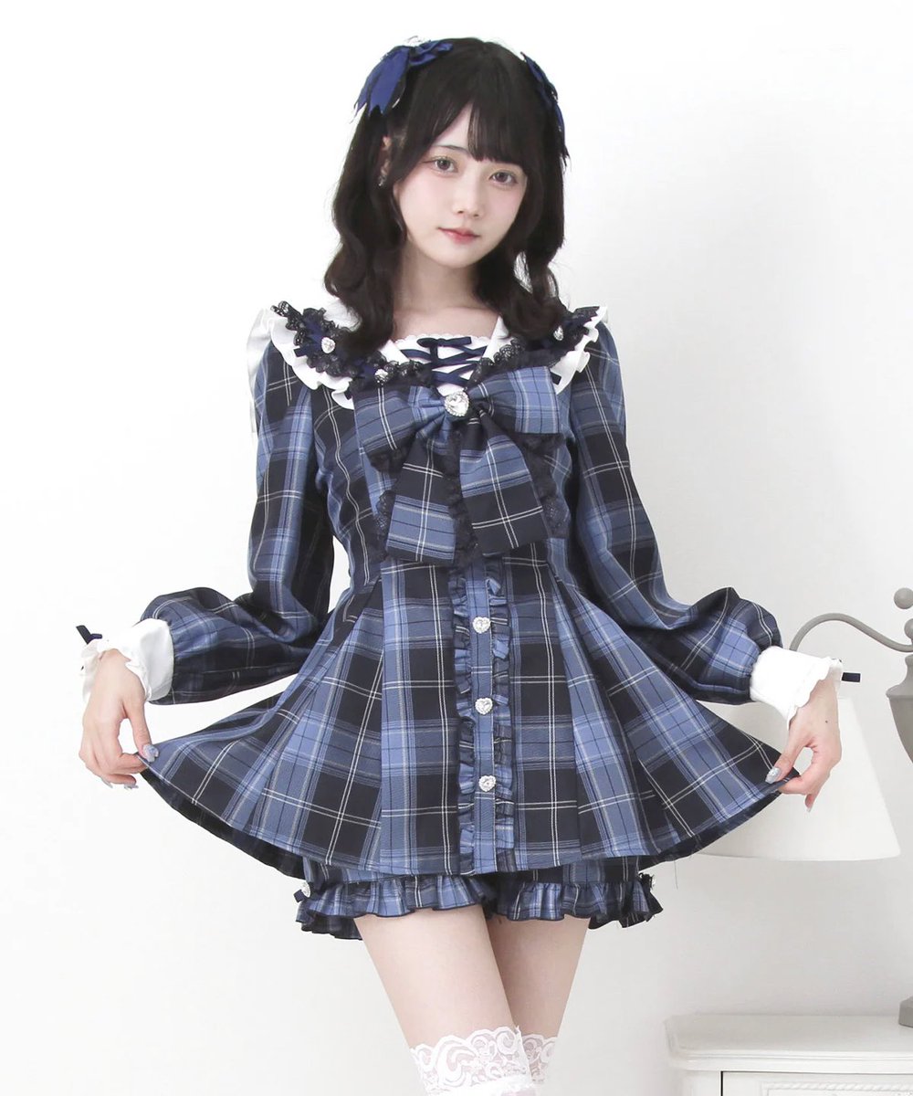 dearmylove_yume's tweet photo. 𐔌 . ⋮ どっちのチェックが好き ？ ₊ ꒱
 
参戦服でも
お友達とお揃いで着ても
絶対可愛いセットアップ✊🏻 ̖́-
 
🔗 https://t.co/jNEhqwqvBk https://t.co/hlaAKfjJ8h