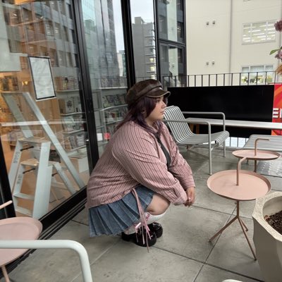 I haven’t used this app in forever and I probably won’t use it for long, but hi 

Anyone who knows me sorry for taking a million years to edit the second episode of my Japan Vlog - it’s coming I promise