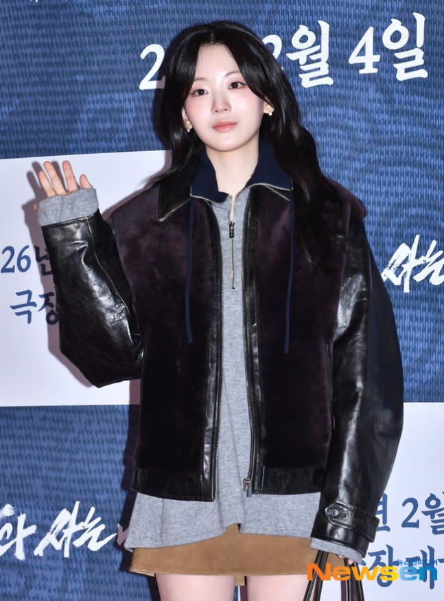 HOSPLAY CAST AT 왕과 사는 남자 (The Man Who Lives with the King) - VIP PREMIERE ✨

YOO YEONSEOK &amp; CHO YIHYUN 

#왕과사는남자
#전미도 
#JeonMiDo