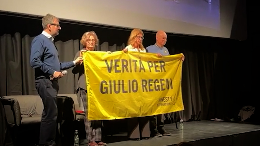 Nastro della legalità al film su Giulio #Regeni , #FabioFazio: «La verità c’è già, ora la giustizia dipende da tutti noi» video.corriere.it/spettacoli/nas…