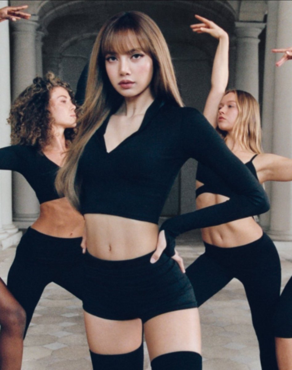Kardashians06's tweet photo. LISA becomes the face of Nike x Skims newest campaign https://t.co/ptBjm02QyY