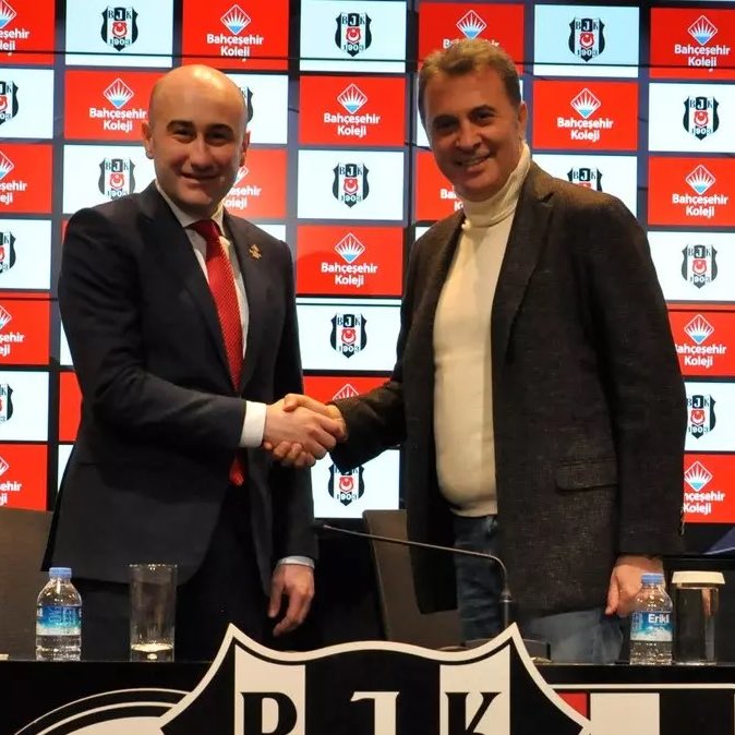 ÖZEL – Fikret Orman, olası bir istifa ve seçim süreci yaşanması halinde kurmaylarına ve yakın çevresine aday olabileceğini ifade etti.

Hüseyin Yücel ile birkaç kez görüşme gerçekleştiren Fikret Orman, Hüseyin Yücel’i asbaşkanlık görevine ikna edemedi.