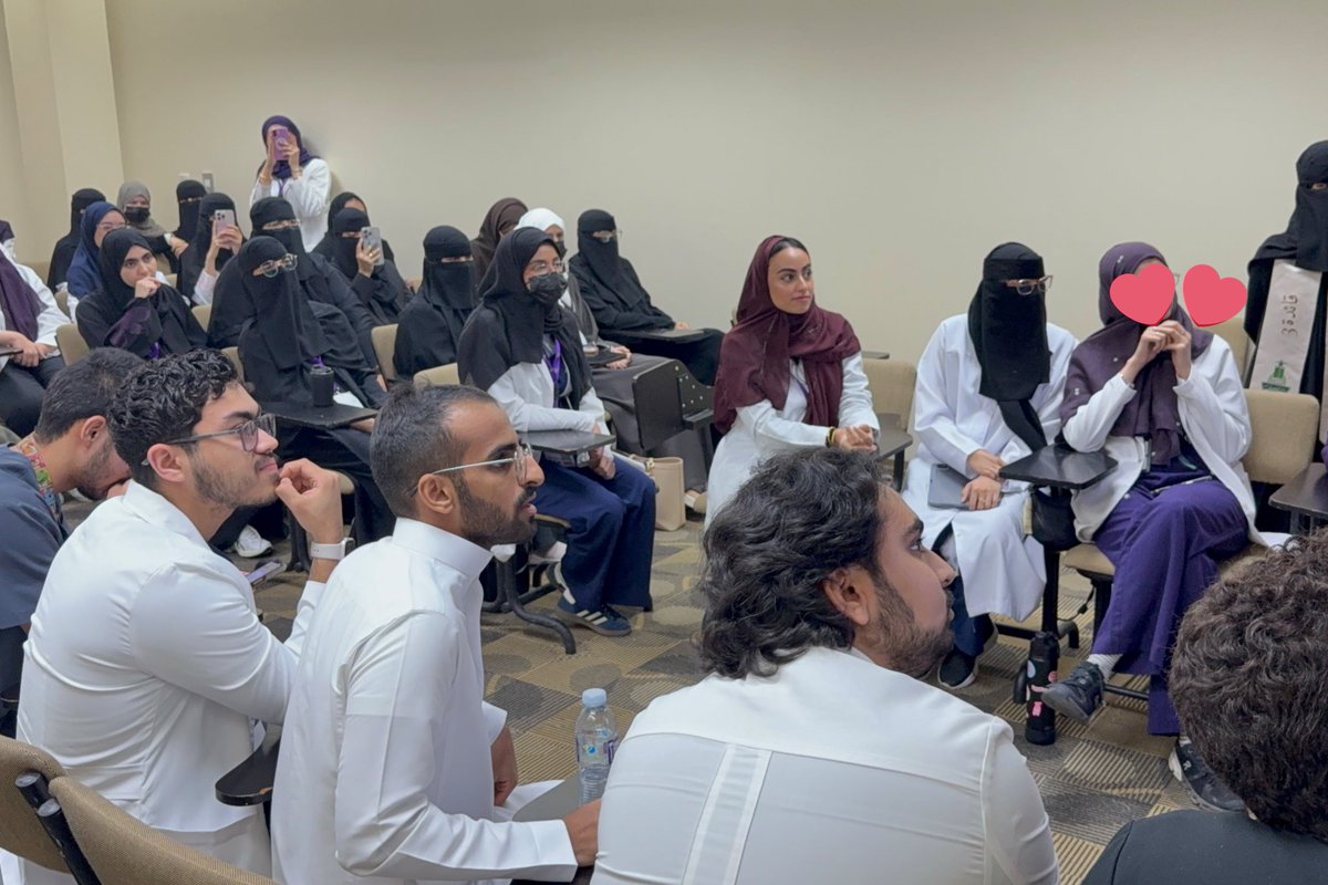 حلا ⭐️ tweet media