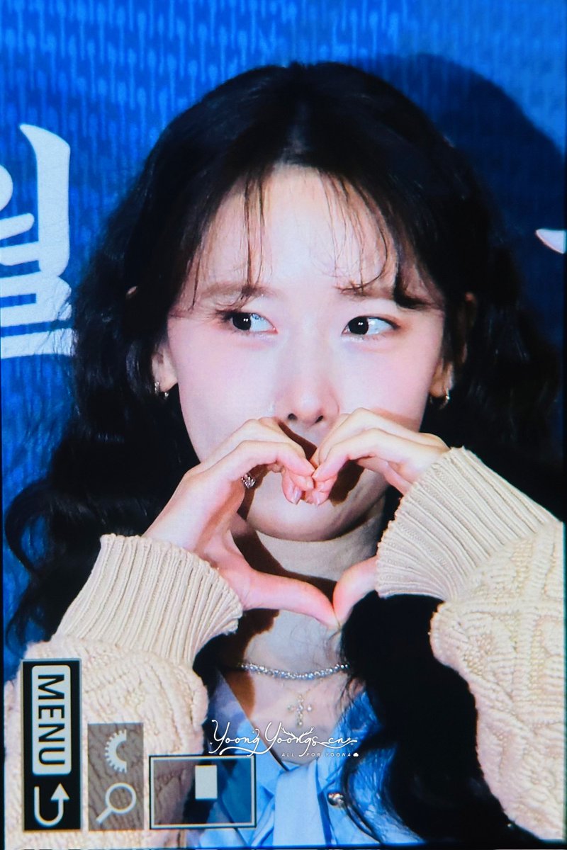YoongYoongs_cn's tweet photo. 260127  PRE
영화 < 왕과 사는 남자 >  VIP 시사회 😊

#LimYoonA #YOONA #윤아 #임윤아 https://t.co/dHbDbQhRAG