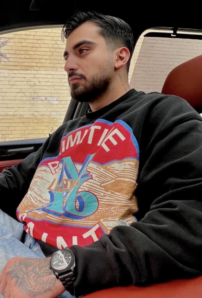 امیدِ ایران🕊️🖤
#امید_عظیمی