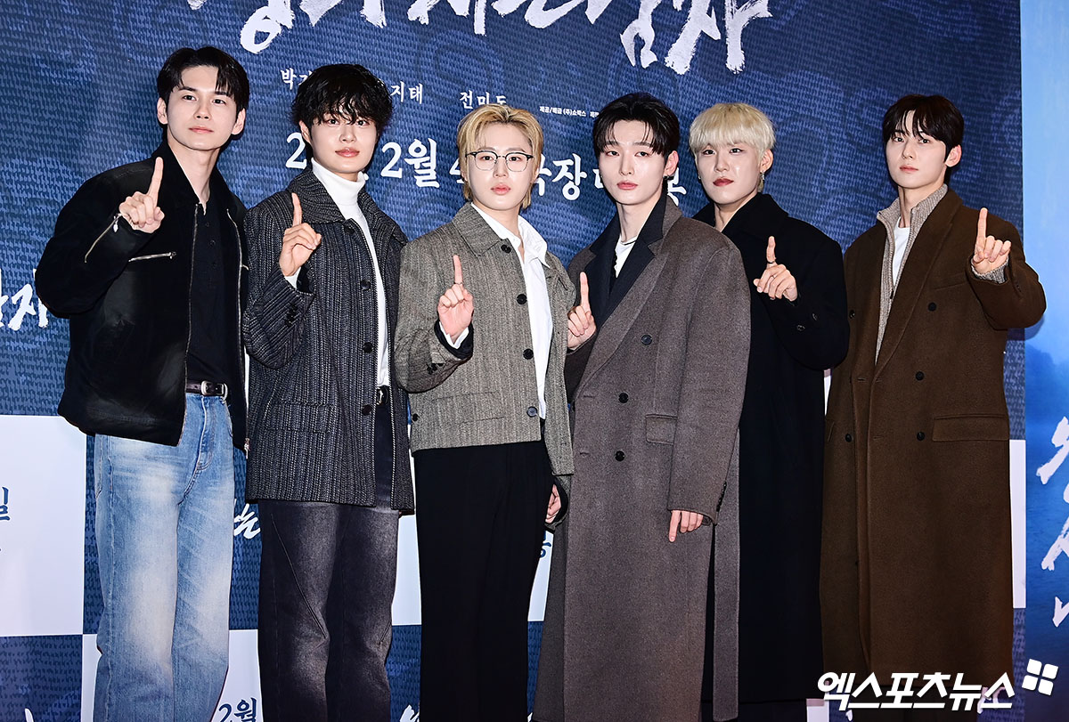 #องอัปเดต 260127 | #옹성우 #ONGSEONGWU

#องซองอู เข้าร่วมชมภาพยนตร์ Man Who Lives with the King (왕과 사는 남자) ในรอบ VIP วันนี้ พร้อมกับสมาชิก Wanna One ได้แก่ ยุนจีซอง, ฮาซองอุน, ฮวังมินฮยอน, พัคอูจิน และอีแดฮวี เพื่อไปร่วมให้กำลังใจ พัคจีฮุน ซึ่งร่วมแสดงในภาพยนตร์เรื่องนี้ 🎬