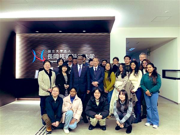 tmarwala's tweet image. Great energy at Nagaoka University of Technology today! ⚡️ Discussing UN values with student leaders who are ready to take global principles and turn them into local action. The campus-to-community connection is real. #GlobalCitizens #Leadership