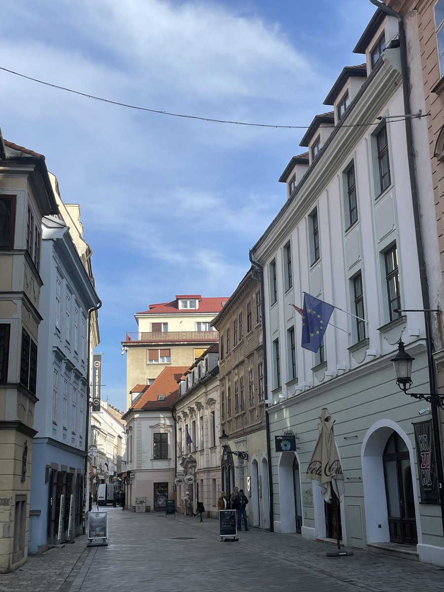 exwhyzee.eth 👾 tweet media