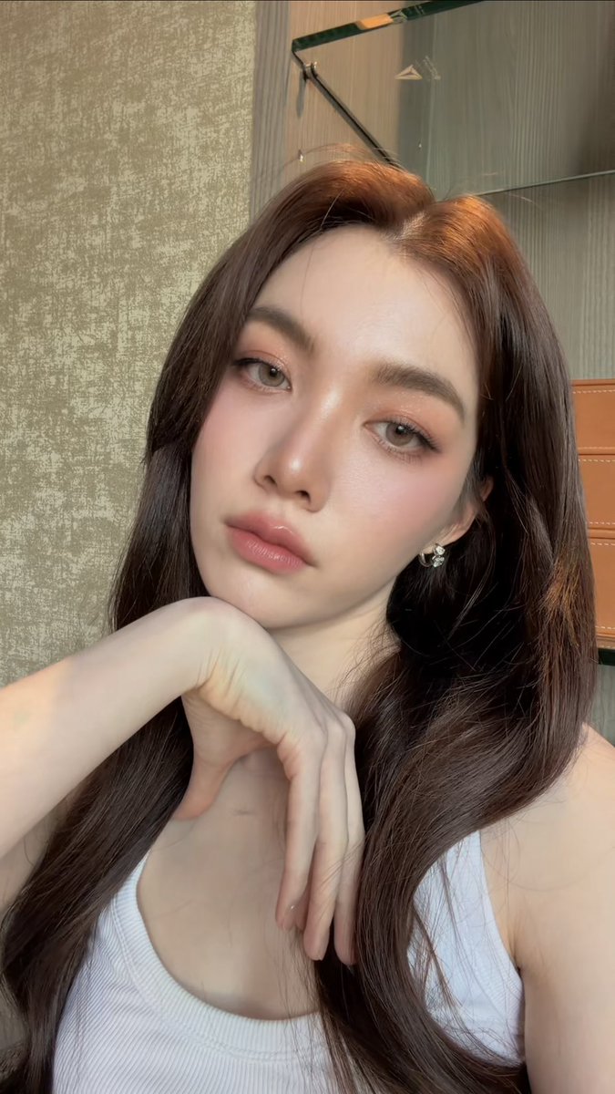 blueshitr_'s tweet image. 