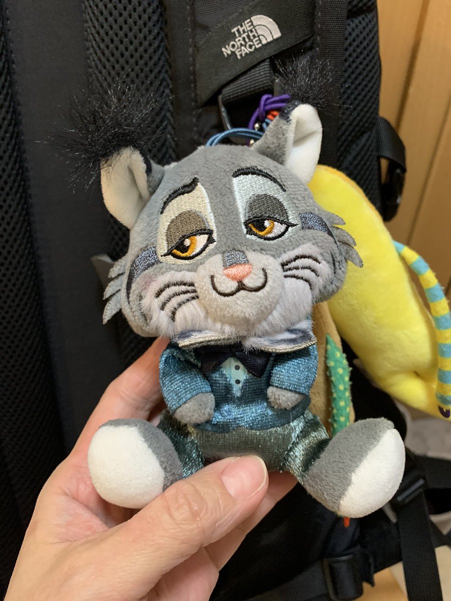 yuki06jump's tweet photo. 息子がいつの間にかパウバートのぬいぐるみUFOキャッチャーでゲットしてて羨ましい、、🥹
#ズートピア2
#山田涼介 https://t.co/QDQ0YiJS5n