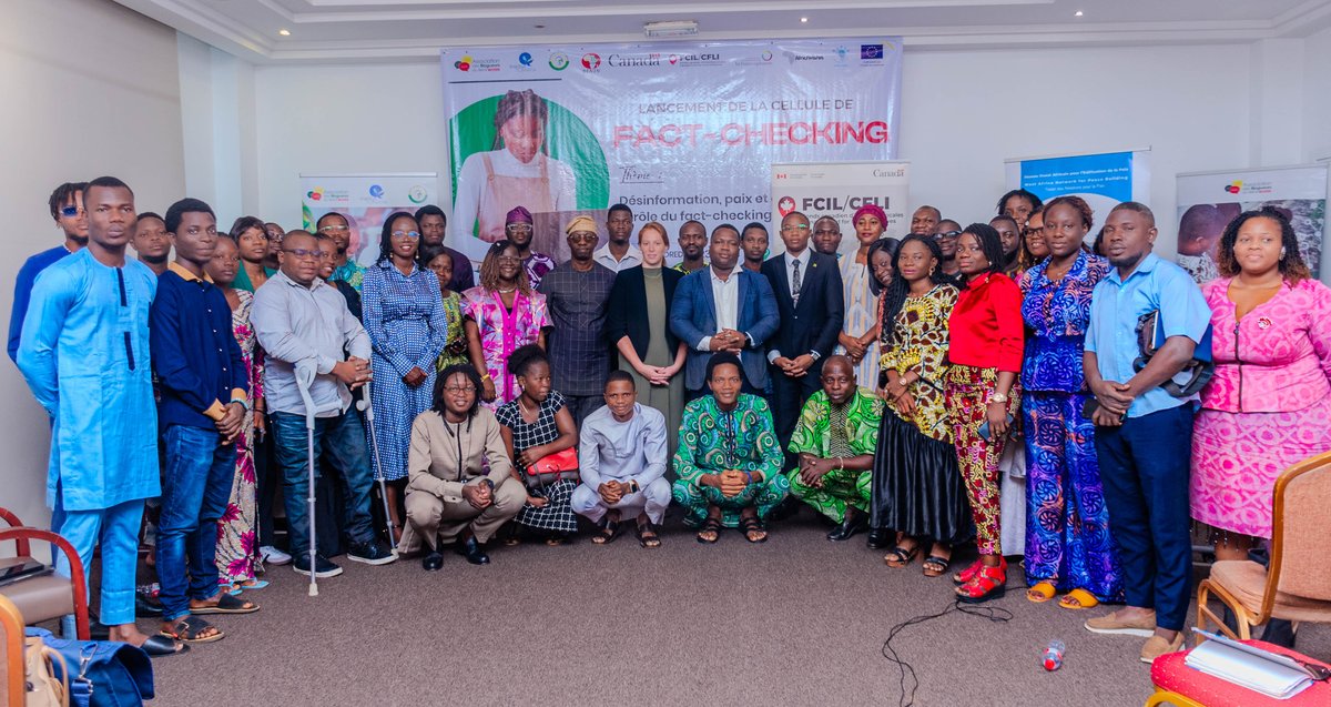 CanEmbBFA's tweet image. When young people commit to strengthening critical thinking and fighting #disinformation for #peace, the Canada Fund #CFLI stands by their side.
@CatherineH57130 from @CanadainBenin was delighted to have attended the launch of the Fact‑checking Unit of @ab_benin and partners.