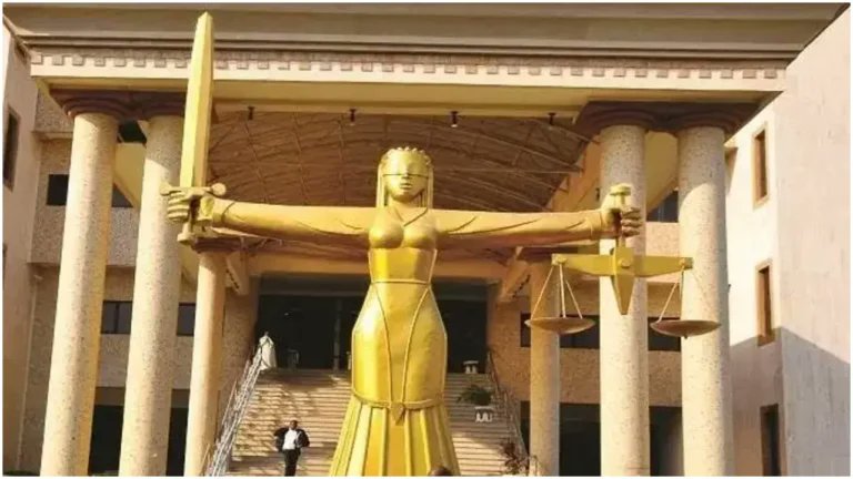 Court Orders FCT Workers to Suspend Strike Pending Full Hearing

chroniclereporters.com/2026/01/court-…