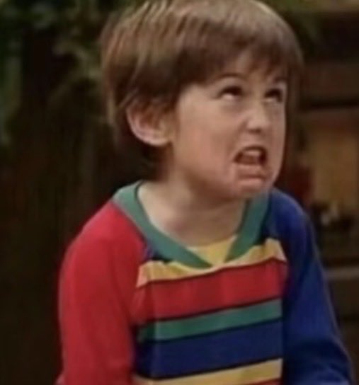 “ พี่ไฟขา ” 
“ ขาาาา ”