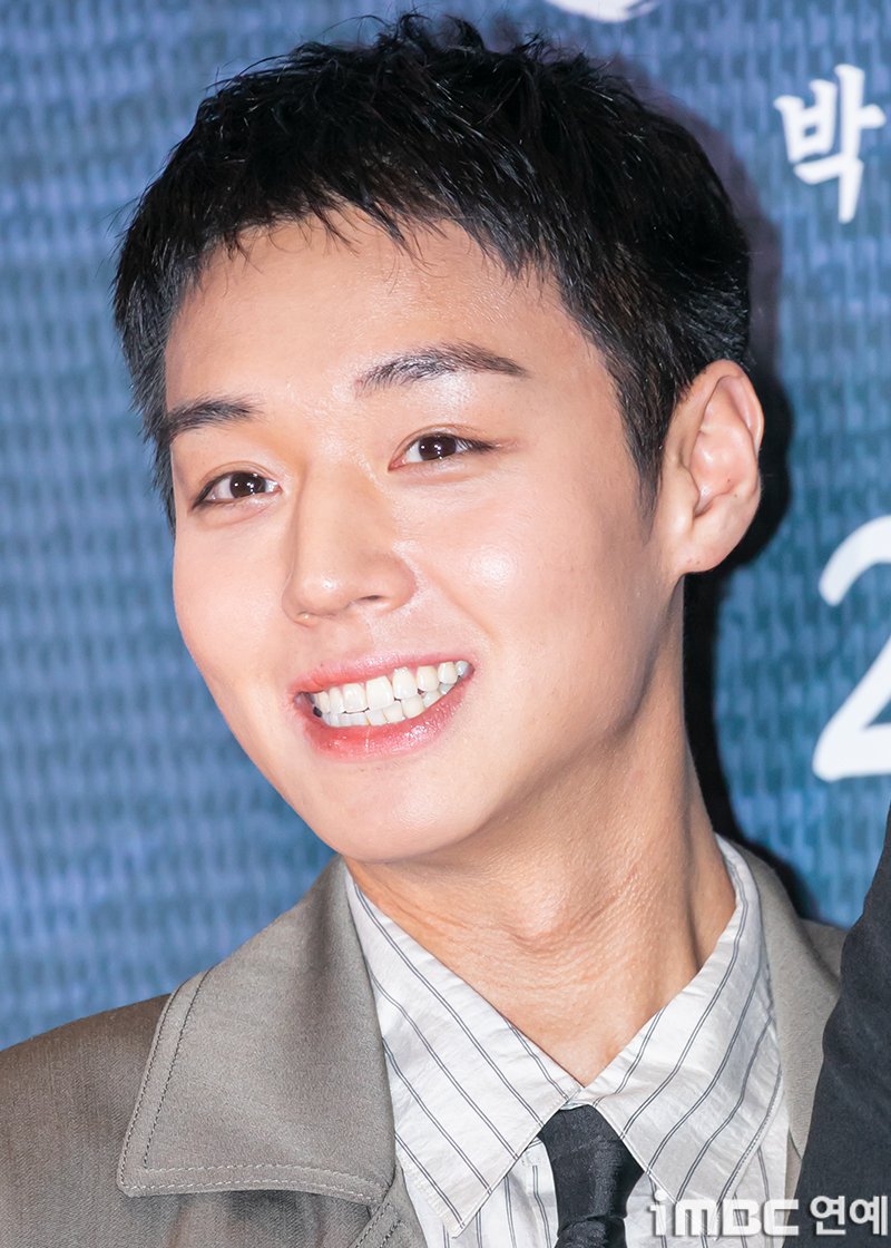 PARKJIHOON__TH's tweet photo. [PIC] 260127 ภาพ #พัคจีฮุน จากสำนักข่าว ที่งาน VIP Premiere ภาพยนตร์ The King's Warden 👑🏞️ (1)

เข้าฉาย 4 กุมภาพันธ์นี้ ในโรงภาพยนตร์เกาหลี

🔗 https://t.co/HcOFPwysKP
🔗 https://t.co/MzWMzzO9hI

#TheKingsWarden #왕과사는남자
#PARKJIHOON #박지훈 https://t.co/q52CquSm39